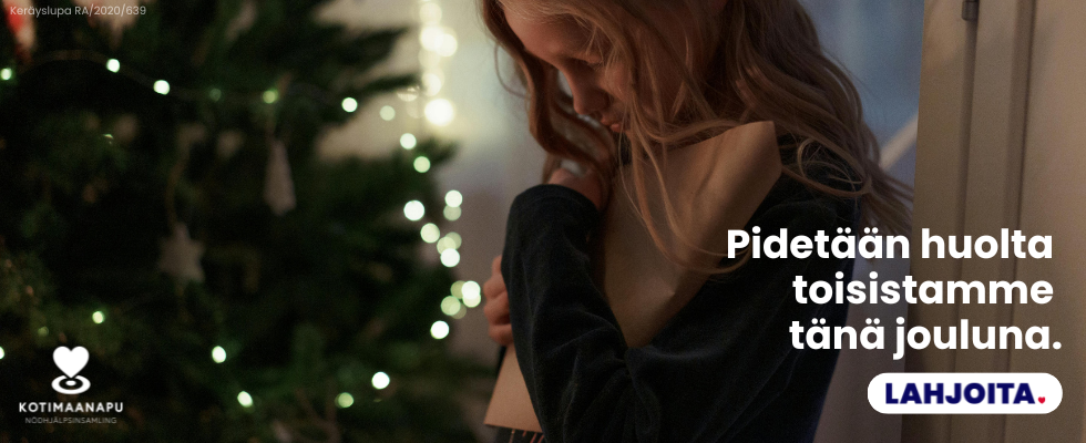 Koristellun kuusen vieressä tyttö. Teksti Pidetään huolta toisistamme tänä jouluna. Lahjoita.